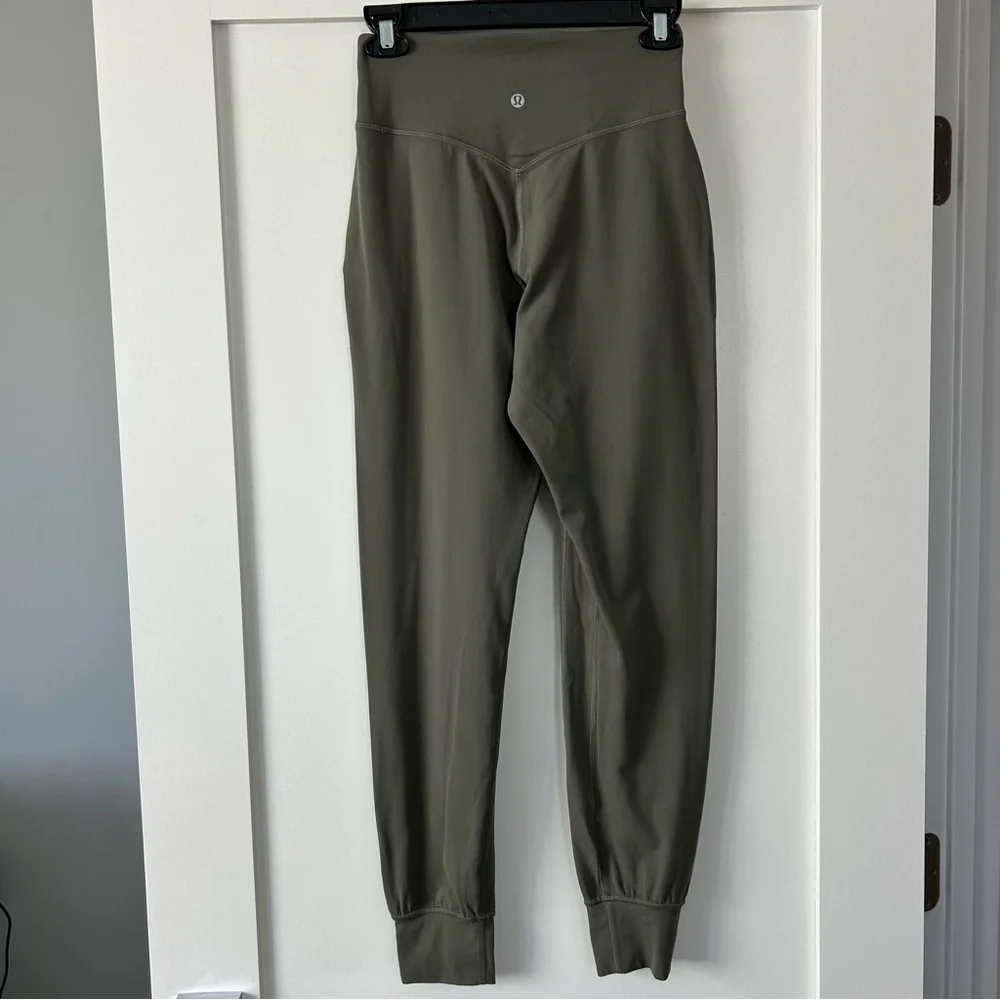 Lululemon Align High-Rise Jogger *Full Length Army Green Size 4